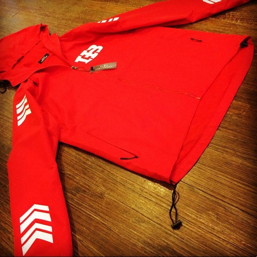 Light Jackets - Picture 2 of 5